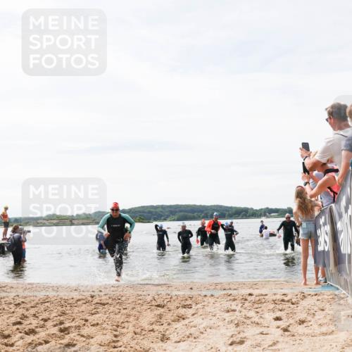 21.06.2026 - Viking Triathlon Michael Strokosch http://msf.ph/oto/9828296 21.06.2026 10:50:15 Schwimmen 78, 115, 135, 250, 254, 605, 630, 659 meine-sportfotos.de