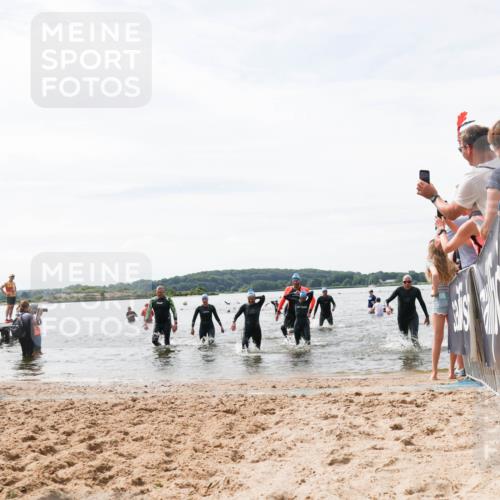 21.06.2026 - Viking Triathlon Michael Strokosch http://msf.ph/oto/9828304 21.06.2026 10:50:17 Schwimmen 78, 115, 135, 250, 254, 605, 630, 659 meine-sportfotos.de
