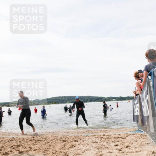 21.06.2026 - Viking Triathlon Michael Strokosch http://msf.ph/oto/9828331 21.06.2026 10:50:26 Schwimmen 78, 115, 135, 250, 254, 261, 382, 603, 605 meine-sportfotos.de