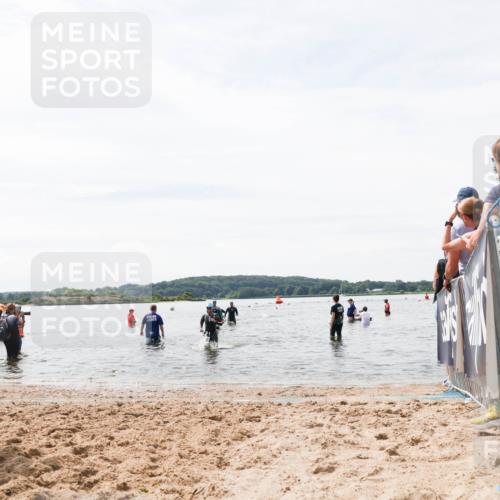 21.06.2026 - Viking Triathlon Michael Strokosch http://msf.ph/oto/9828342 21.06.2026 10:50:30 Schwimmen 250, 261, 382, 603 meine-sportfotos.de