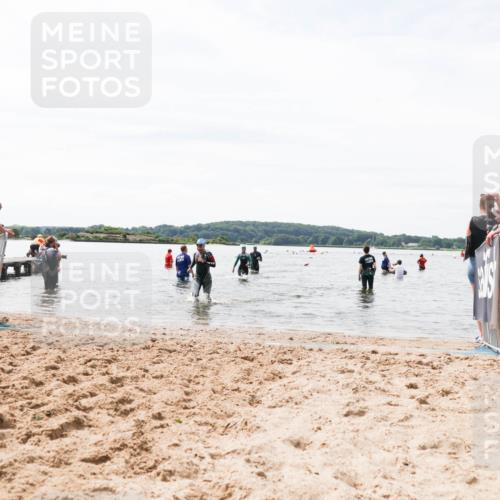 21.06.2026 - Viking Triathlon Michael Strokosch http://msf.ph/oto/9828349 21.06.2026 10:50:33 Schwimmen 261, 382, 603 meine-sportfotos.de