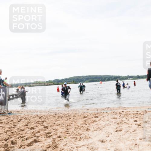 21.06.2026 - Viking Triathlon Michael Strokosch http://msf.ph/oto/9828350 21.06.2026 10:50:33 Schwimmen 261, 382, 603 meine-sportfotos.de