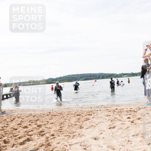 21.06.2026 - Viking Triathlon Michael Strokosch http://msf.ph/oto/9828351 21.06.2026 10:50:33 Schwimmen 261, 382, 603 meine-sportfotos.de
