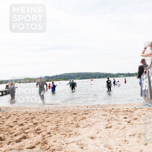 21.06.2026 - Viking Triathlon Michael Strokosch http://msf.ph/oto/9828354 21.06.2026 10:50:34 Schwimmen 261, 382 meine-sportfotos.de
