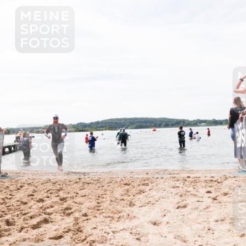 21.06.2026 - Viking Triathlon Michael Strokosch http://msf.ph/oto/9828356 21.06.2026 10:50:35 Schwimmen 261 meine-sportfotos.de