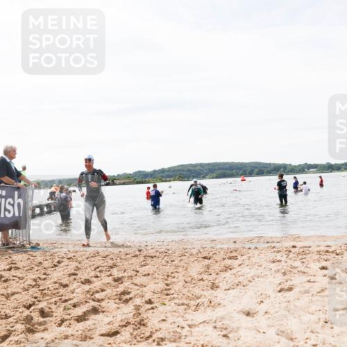 21.06.2026 - Viking Triathlon Michael Strokosch http://msf.ph/oto/9828357 21.06.2026 10:50:35 Schwimmen 261 meine-sportfotos.de