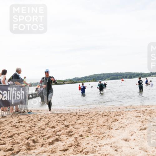 21.06.2026 - Viking Triathlon Michael Strokosch http://msf.ph/oto/9828358 21.06.2026 10:50:36 Schwimmen 261 meine-sportfotos.de