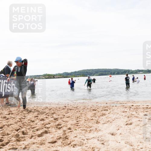 21.06.2026 - Viking Triathlon Michael Strokosch http://msf.ph/oto/9828360 21.06.2026 10:50:36 Schwimmen 261 meine-sportfotos.de