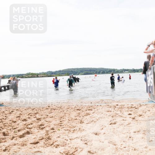 21.06.2026 - Viking Triathlon Michael Strokosch http://msf.ph/oto/9828363 21.06.2026 10:50:37 Schwimmen 261 meine-sportfotos.de