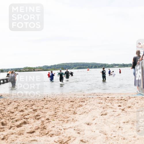 21.06.2026 - Viking Triathlon Michael Strokosch http://msf.ph/oto/9828366 21.06.2026 10:50:38 Schwimmen 261 meine-sportfotos.de