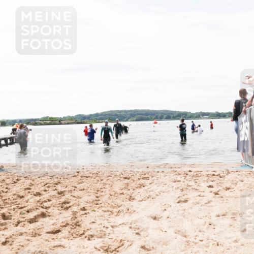 21.06.2026 - Viking Triathlon Michael Strokosch http://msf.ph/oto/9828367 21.06.2026 10:50:39 Schwimmen 261 meine-sportfotos.de
