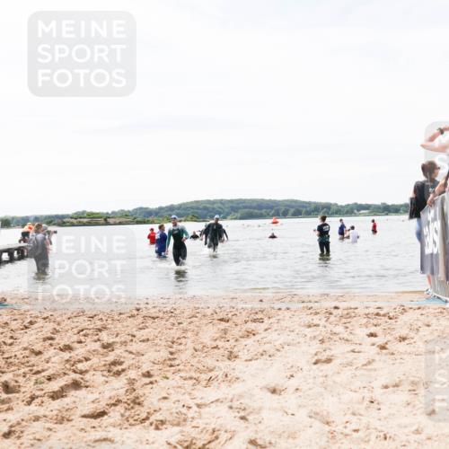 21.06.2026 - Viking Triathlon Michael Strokosch http://msf.ph/oto/9828369 21.06.2026 10:50:39 Schwimmen 261 meine-sportfotos.de