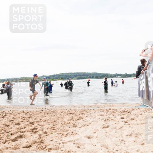 21.06.2026 - Viking Triathlon Michael Strokosch http://msf.ph/oto/9828373 21.06.2026 10:50:41 Schwimmen 261, 295, 416 meine-sportfotos.de