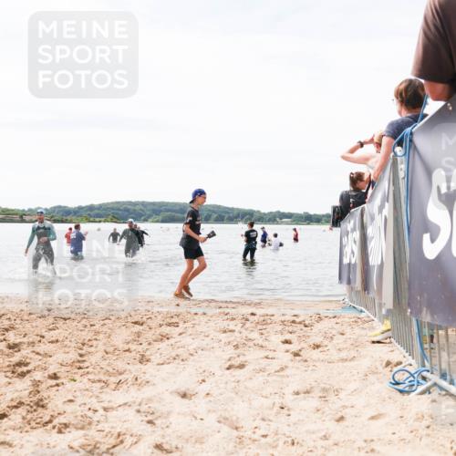 21.06.2026 - Viking Triathlon Michael Strokosch http://msf.ph/oto/9828376 21.06.2026 10:50:42 Schwimmen 57, 295, 416 meine-sportfotos.de