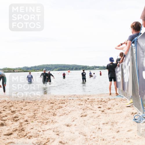 21.06.2026 - Viking Triathlon Michael Strokosch http://msf.ph/oto/9828384 21.06.2026 10:50:45 Schwimmen 57, 295, 416 meine-sportfotos.de