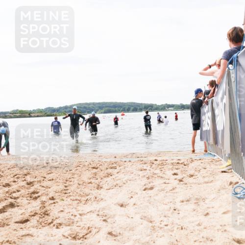 21.06.2026 - Viking Triathlon Michael Strokosch http://msf.ph/oto/9828388 21.06.2026 10:50:46 Schwimmen 57, 295, 416 meine-sportfotos.de