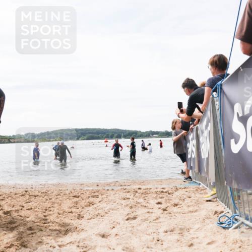 21.06.2026 - Viking Triathlon Michael Strokosch http://msf.ph/oto/9828411 21.06.2026 10:50:54 Schwimmen 57, 76, 184, 295, 416 meine-sportfotos.de