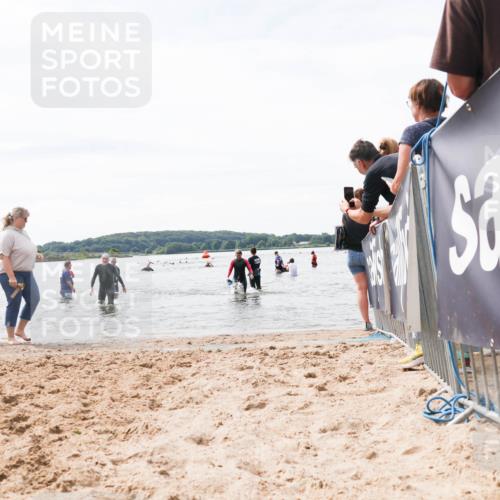 21.06.2026 - Viking Triathlon Michael Strokosch http://msf.ph/oto/9828415 21.06.2026 10:50:55 Schwimmen 57, 76, 184, 295, 416 meine-sportfotos.de