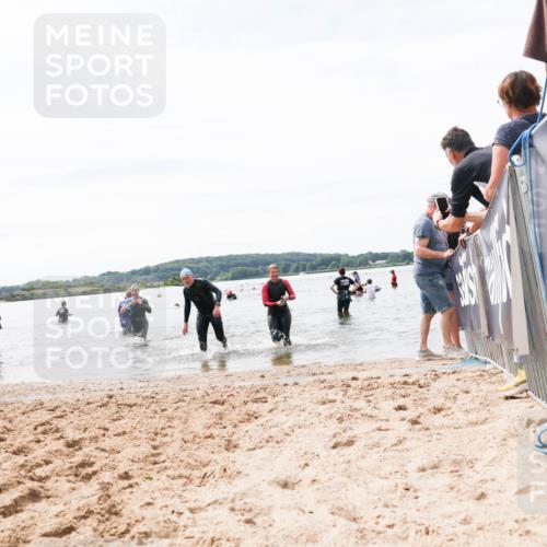 21.06.2026 - Viking Triathlon Michael Strokosch http://msf.ph/oto/9828429 21.06.2026 10:51:00 Schwimmen 66, 76, 184 meine-sportfotos.de
