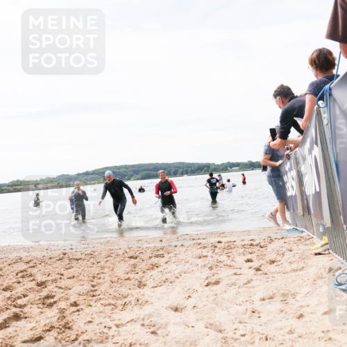 21.06.2026 - Viking Triathlon Michael Strokosch http://msf.ph/oto/9828430 21.06.2026 10:51:00 Schwimmen 66, 76, 184 meine-sportfotos.de