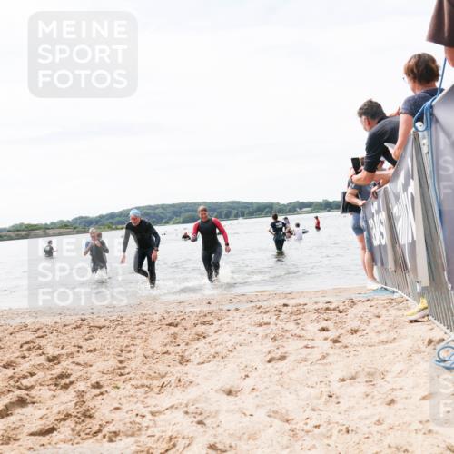 21.06.2026 - Viking Triathlon Michael Strokosch http://msf.ph/oto/9828431 21.06.2026 10:51:00 Schwimmen 66, 76, 184 meine-sportfotos.de