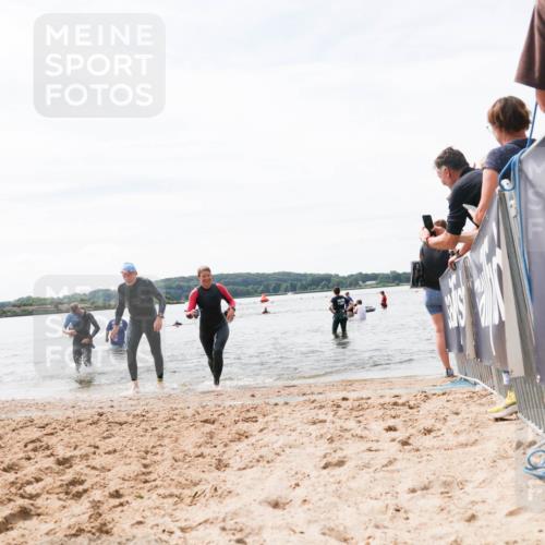 21.06.2026 - Viking Triathlon Michael Strokosch http://msf.ph/oto/9828435 21.06.2026 10:51:02 Schwimmen 66, 76, 184 meine-sportfotos.de