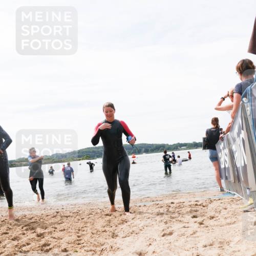 21.06.2026 - Viking Triathlon Michael Strokosch http://msf.ph/oto/9828443 21.06.2026 10:51:04 Schwimmen 66, 76, 184 meine-sportfotos.de