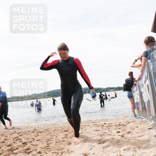 21.06.2026 - Viking Triathlon Michael Strokosch http://msf.ph/oto/9828446 21.06.2026 10:51:05 Schwimmen 66, 76, 184 meine-sportfotos.de