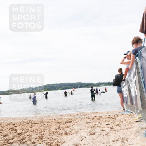 21.06.2026 - Viking Triathlon Michael Strokosch http://msf.ph/oto/9828452 21.06.2026 10:51:07 Schwimmen 66, 76, 184 meine-sportfotos.de