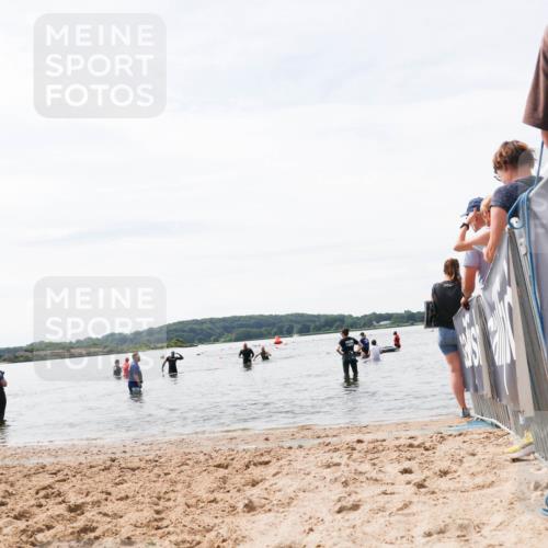 21.06.2026 - Viking Triathlon Michael Strokosch http://msf.ph/oto/9828454 21.06.2026 10:51:08 Schwimmen 66, 76, 184 meine-sportfotos.de