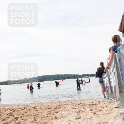 21.06.2026 - Viking Triathlon Michael Strokosch http://msf.ph/oto/9828457 21.06.2026 10:51:09 Schwimmen 66, 76, 184 meine-sportfotos.de