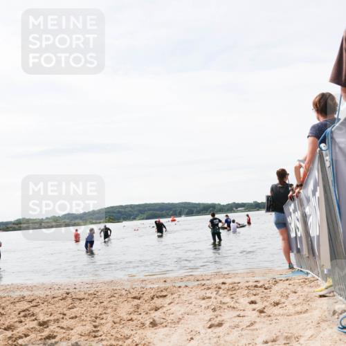 21.06.2026 - Viking Triathlon Michael Strokosch http://msf.ph/oto/9828459 21.06.2026 10:51:10 Schwimmen 66 meine-sportfotos.de