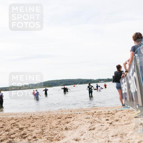 21.06.2026 - Viking Triathlon Michael Strokosch http://msf.ph/oto/9828465 21.06.2026 10:51:12 Schwimmen 66 meine-sportfotos.de