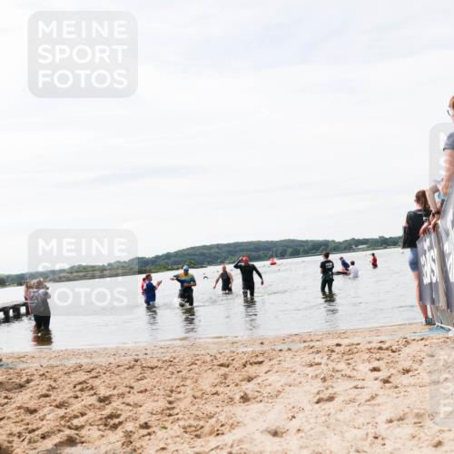 21.06.2026 - Viking Triathlon Michael Strokosch http://msf.ph/oto/9828494 21.06.2026 10:51:22 Schwimmen 335 meine-sportfotos.de