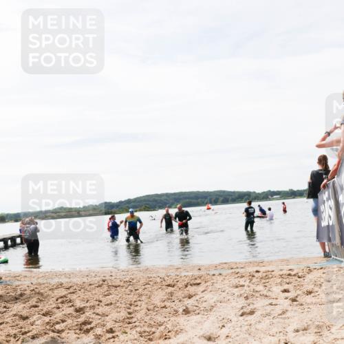 21.06.2026 - Viking Triathlon Michael Strokosch http://msf.ph/oto/9828498 21.06.2026 10:51:23 Schwimmen 335, 628 meine-sportfotos.de