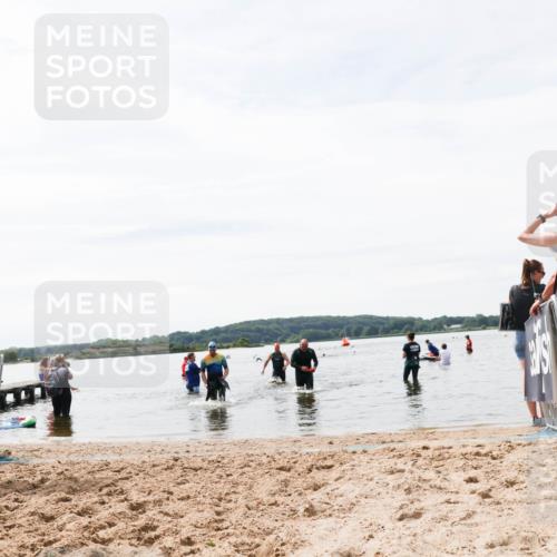 21.06.2026 - Viking Triathlon Michael Strokosch http://msf.ph/oto/9828500 21.06.2026 10:51:24 Schwimmen 335, 628 meine-sportfotos.de