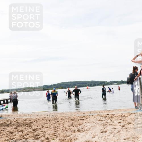 21.06.2026 - Viking Triathlon Michael Strokosch http://msf.ph/oto/9828501 21.06.2026 10:51:24 Schwimmen 335, 628 meine-sportfotos.de