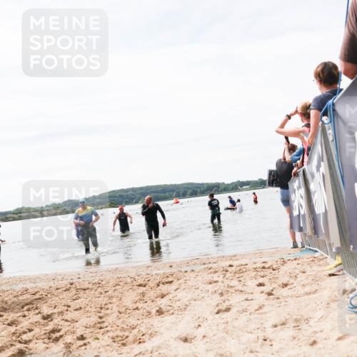 21.06.2026 - Viking Triathlon Michael Strokosch http://msf.ph/oto/9828507 21.06.2026 10:51:26 Schwimmen 335, 609, 628 meine-sportfotos.de