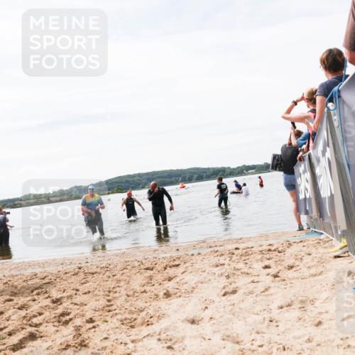 21.06.2026 - Viking Triathlon Michael Strokosch http://msf.ph/oto/9828508 21.06.2026 10:51:26 Schwimmen 335, 609, 628 meine-sportfotos.de