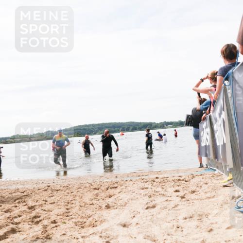 21.06.2026 - Viking Triathlon Michael Strokosch http://msf.ph/oto/9828509 21.06.2026 10:51:27 Schwimmen 335, 609, 628 meine-sportfotos.de