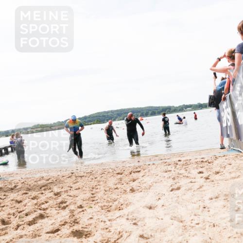 21.06.2026 - Viking Triathlon Michael Strokosch http://msf.ph/oto/9828512 21.06.2026 10:51:28 Schwimmen 335, 609, 628 meine-sportfotos.de