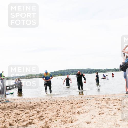 21.06.2026 - Viking Triathlon Michael Strokosch http://msf.ph/oto/9828513 21.06.2026 10:51:28 Schwimmen 335, 609, 628 meine-sportfotos.de