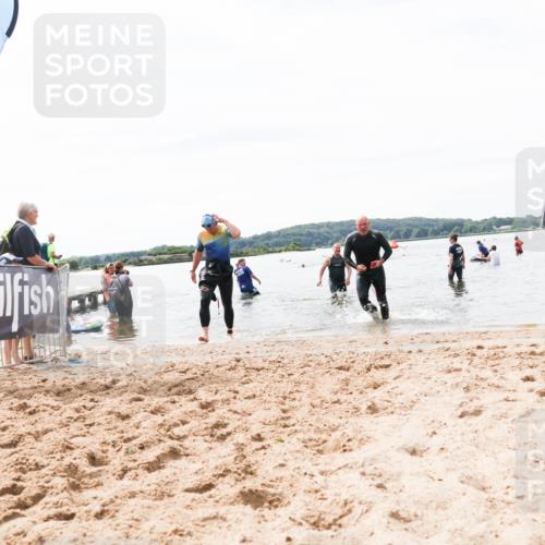 21.06.2026 - Viking Triathlon Michael Strokosch http://msf.ph/oto/9828516 21.06.2026 10:51:29 Schwimmen 335, 609, 628 meine-sportfotos.de