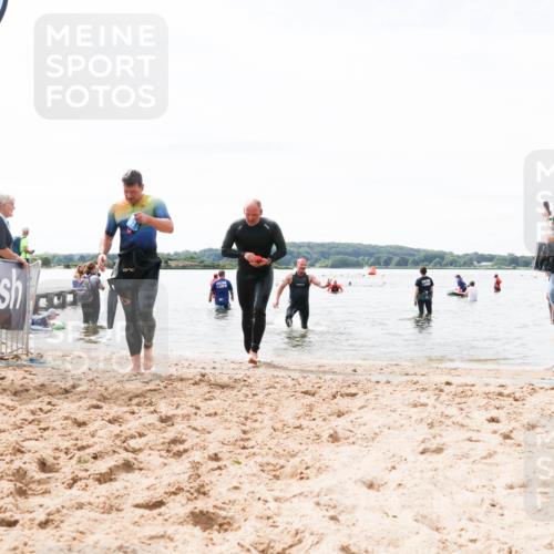 21.06.2026 - Viking Triathlon Michael Strokosch http://msf.ph/oto/9828523 21.06.2026 10:51:31 Schwimmen 335, 609, 628 meine-sportfotos.de
