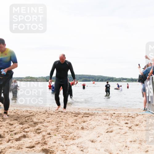 21.06.2026 - Viking Triathlon Michael Strokosch http://msf.ph/oto/9828527 21.06.2026 10:51:33 Schwimmen 335, 609, 628 meine-sportfotos.de