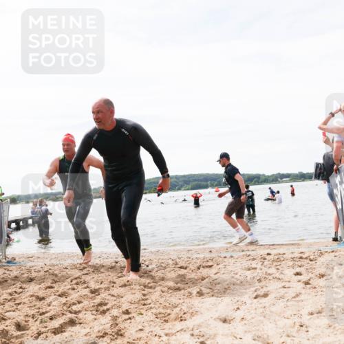 21.06.2026 - Viking Triathlon Michael Strokosch http://msf.ph/oto/9828536 21.06.2026 10:51:36 Schwimmen 335, 609, 628 meine-sportfotos.de
