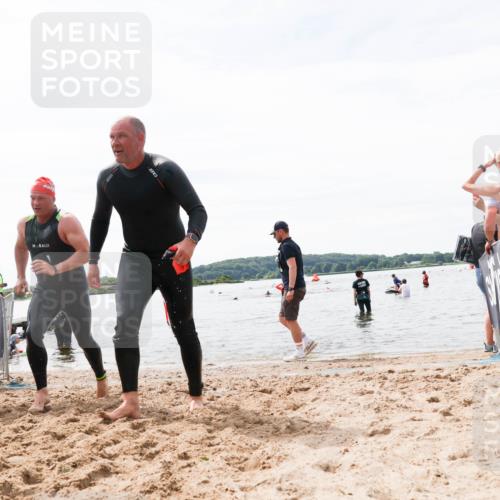21.06.2026 - Viking Triathlon Michael Strokosch http://msf.ph/oto/9828537 21.06.2026 10:51:36 Schwimmen 335, 609, 628 meine-sportfotos.de