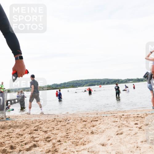 21.06.2026 - Viking Triathlon Michael Strokosch http://msf.ph/oto/9828542 21.06.2026 10:51:38 Schwimmen 609, 628 meine-sportfotos.de
