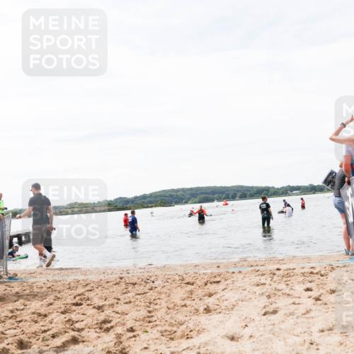 21.06.2026 - Viking Triathlon Michael Strokosch http://msf.ph/oto/9828544 21.06.2026 10:51:38 Schwimmen 609, 628 meine-sportfotos.de