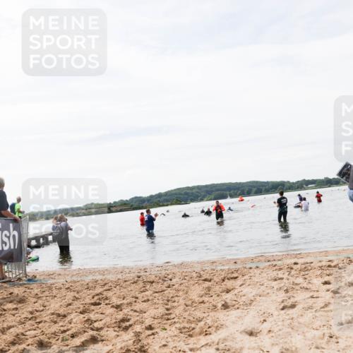 21.06.2026 - Viking Triathlon Michael Strokosch http://msf.ph/oto/9828554 21.06.2026 10:51:42 Schwimmen  meine-sportfotos.de